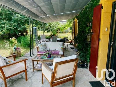 Maison - 250 m² - 8 pièces