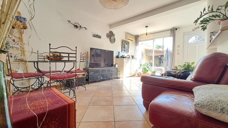 Maison - 95 m² - 5 pièces