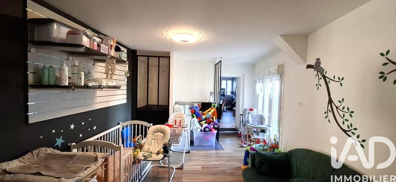 Maison - 175 m² - 9 pièces