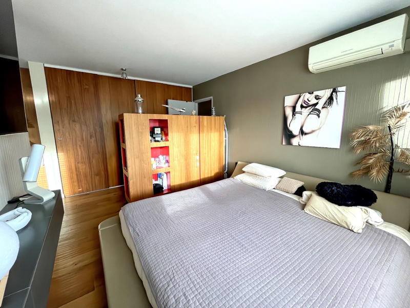 Duplex - 187 m² - 5 pièces