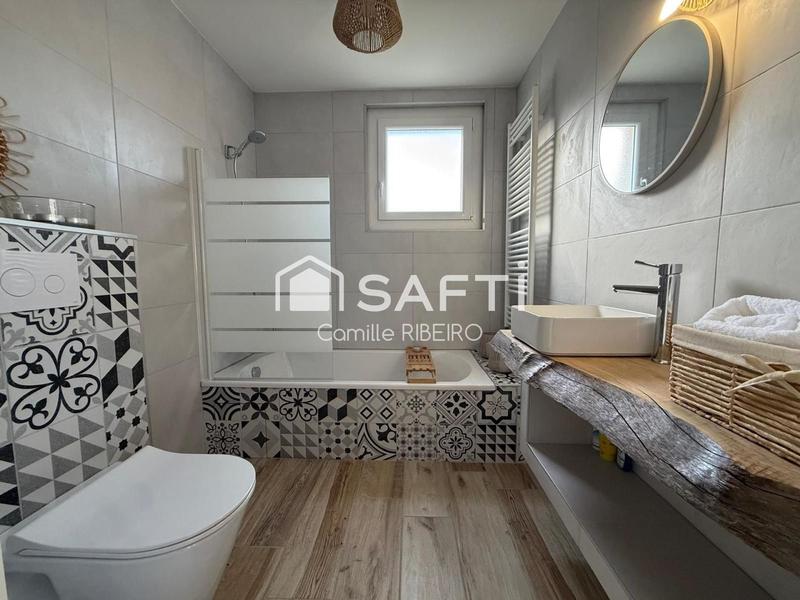 Maison - 95 m² - 4 pièces