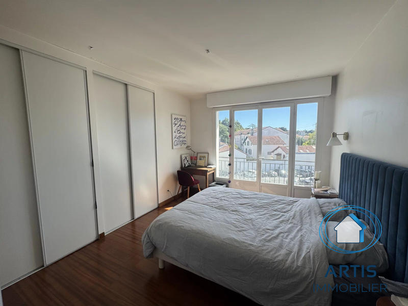 Appartement - 98 m² - 3 pièces