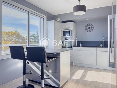 Appartement - 103 m² - 5 pièces