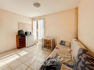 Appartement - 12 m² - 1 pièce