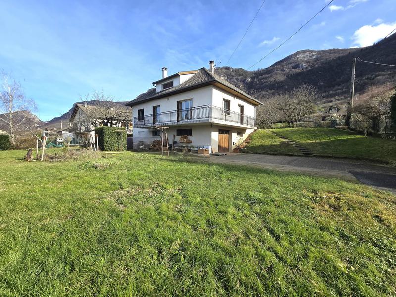 Maison - 118 m² - 4 pièces