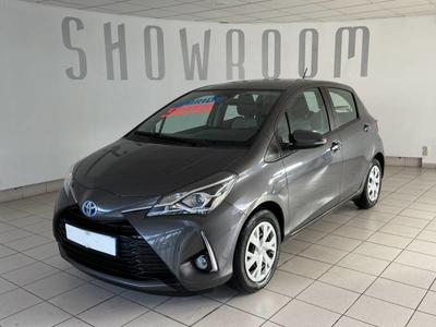 Toyota Yaris Hybride Pro 100h France Business