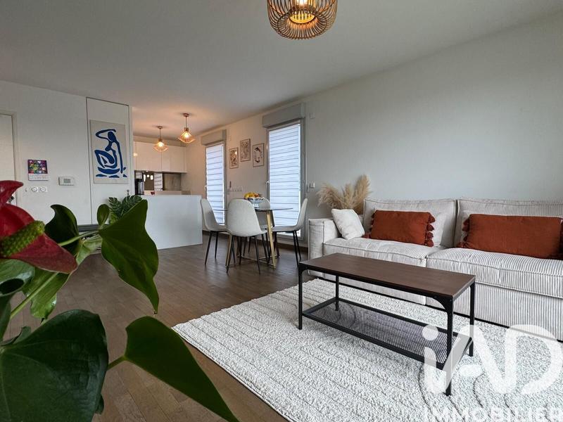 Appartement - 90 m² - 4 pièces