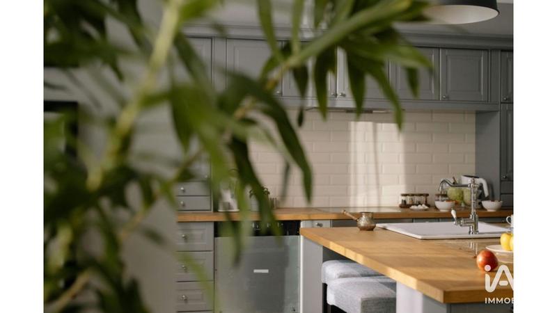 Appartement - 86 m² - 3 pièces