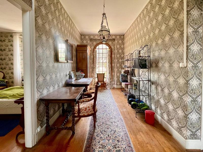 Maison - 388 m² - 10 pièces