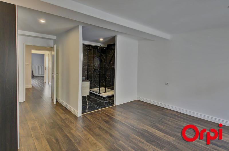 Maison de ville - 122 m² - 5 pièces