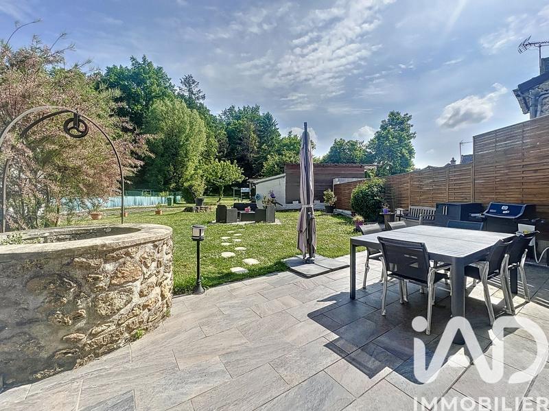 Maison - 138 m² - 5 pièces