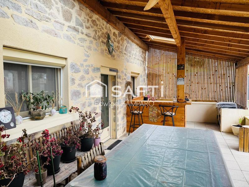 Maison - 120 m² - 5 pièces