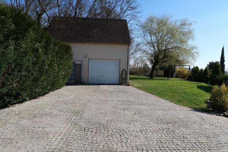 Maison - 180 m² - 7 pièces