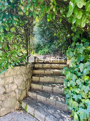 Maison - 120 m² - 7 pièces