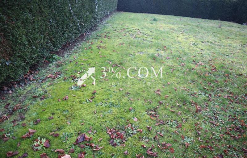 Terrain constructible - 843 m²