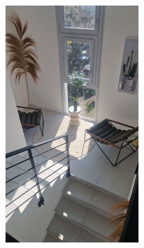 Appartement - 111 m² - 4 pièces