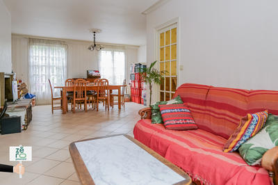 Maison - 122 m² - 6 pièces