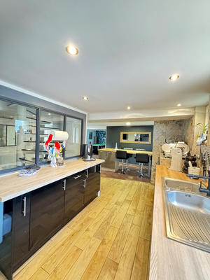 Maison - 172 m² - 7 pièces