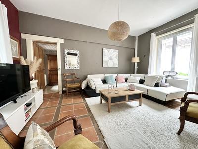 Maison - 146 m² - 6 pièces