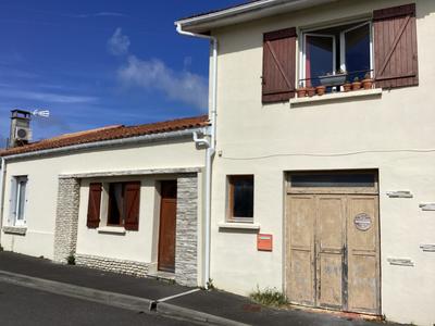 Maison - 135 m² - 6 pièces