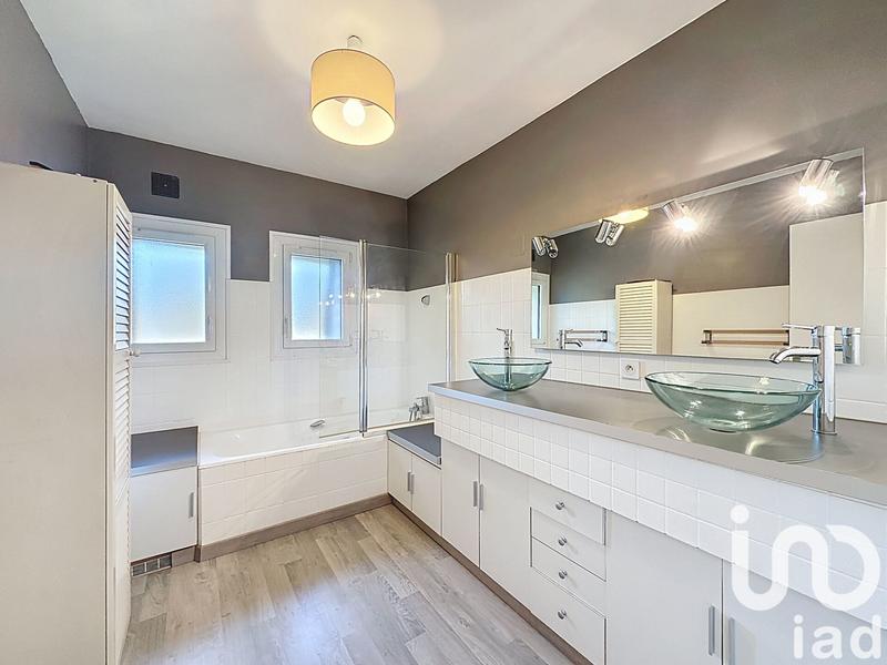 Maison de maîtres - 195 m² - 8 pièces