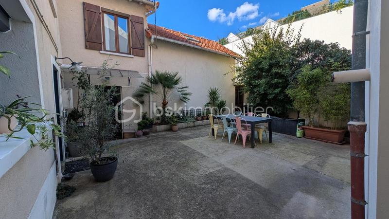 Maison de ville - 120 m² - 6 pièces