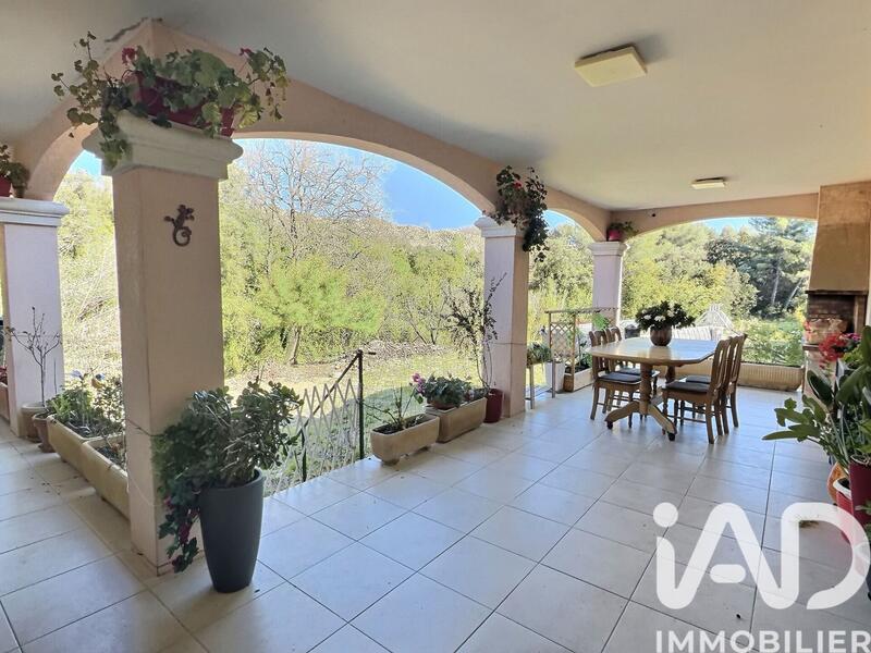 Maison - 145 m² - 6 pièces