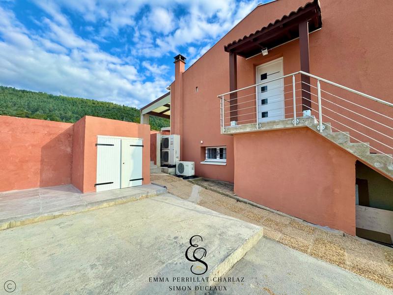 Villa - 120 m² - 7 pièces