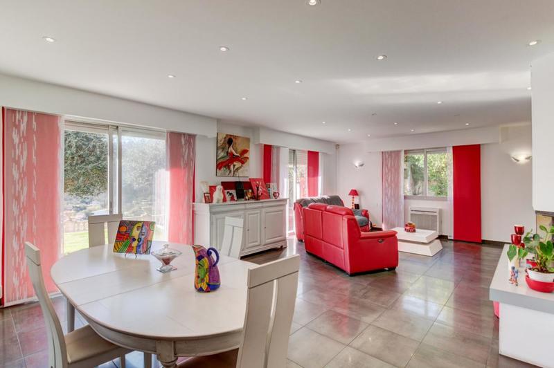 Maison - 193 m² - 5 pièces