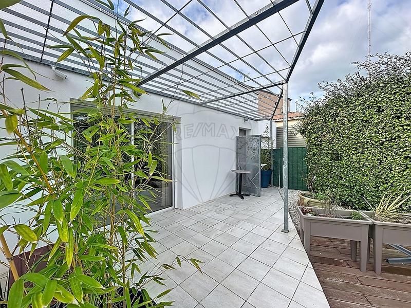 Maison - 92 m² - 4 pièces