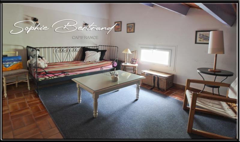 Maison - 236 m² - 9 pièces