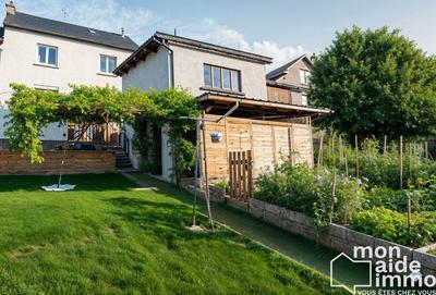 Maison traditionnelle - 163 m² - 6 pièces