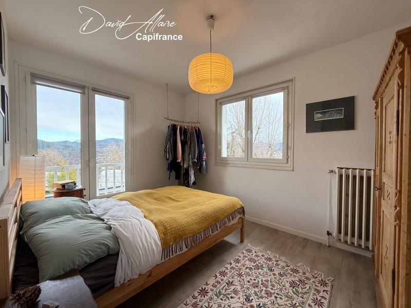 Appartement - 96 m² - 3 pièces