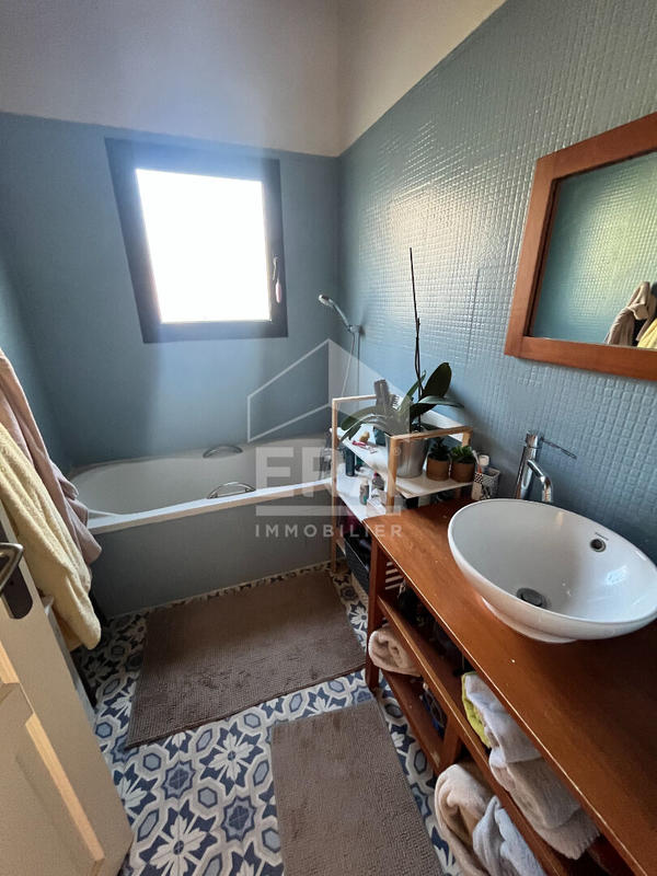 Villa - 103 m² - 5 pièces