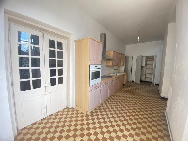 Appartement bourgeois - 177 m² - 3 pièces