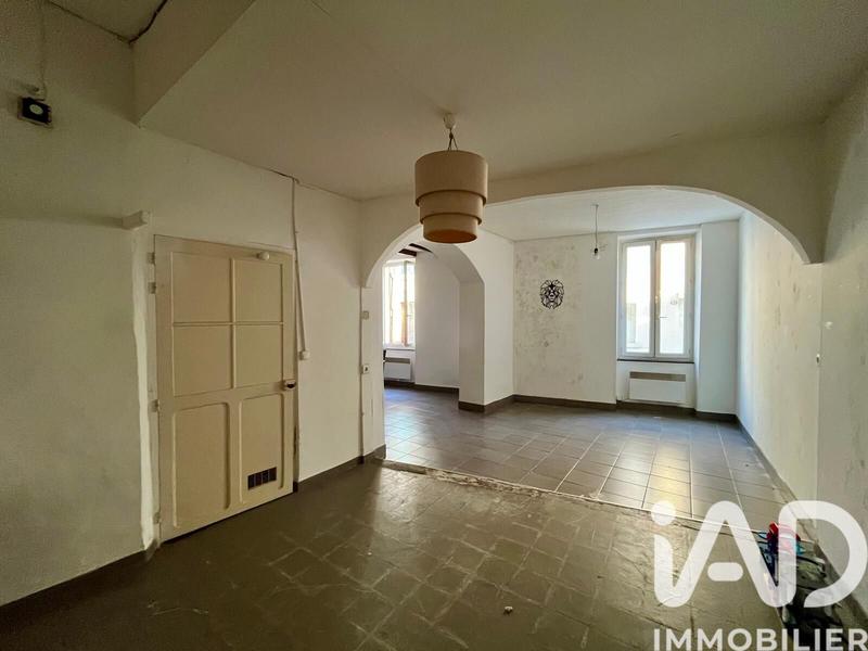 Maison - 186 m² - 7 pièces