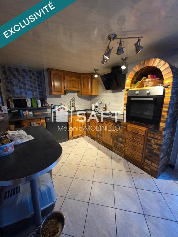 Maison - 167 m² - 6 pièces