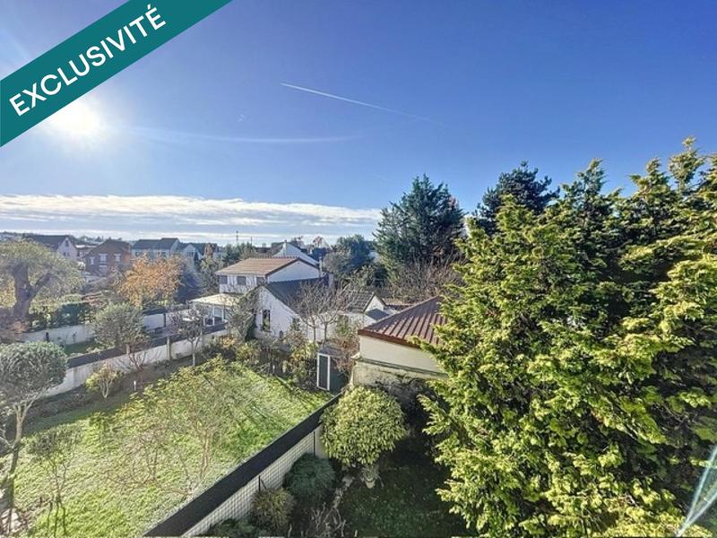 Maison - 230 m² - 8 pièces