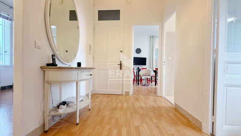 Appartement - 95 m² - 5 pièces