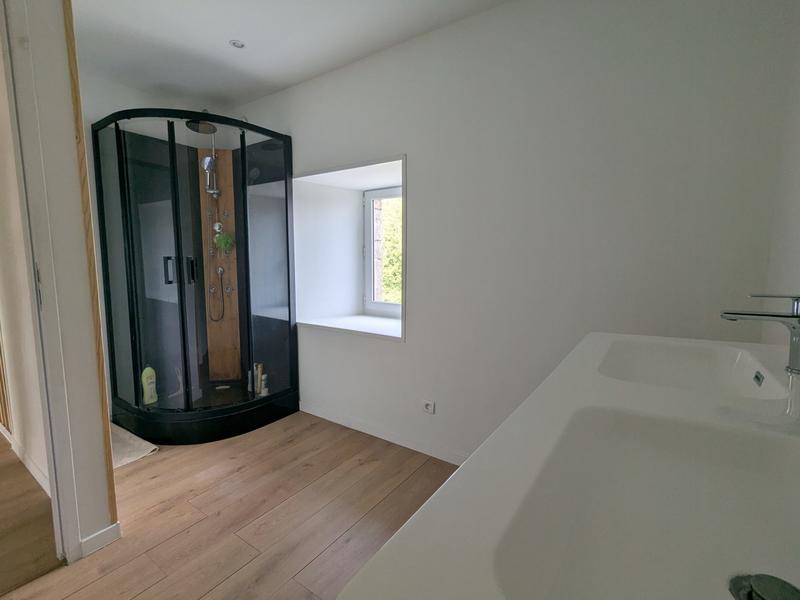 Maison traditionnelle - 160 m² - 7 pièces