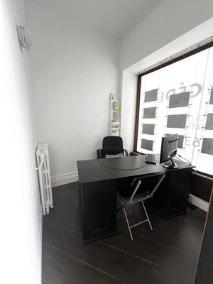 Local commercial - 64 m² - 2 pièces