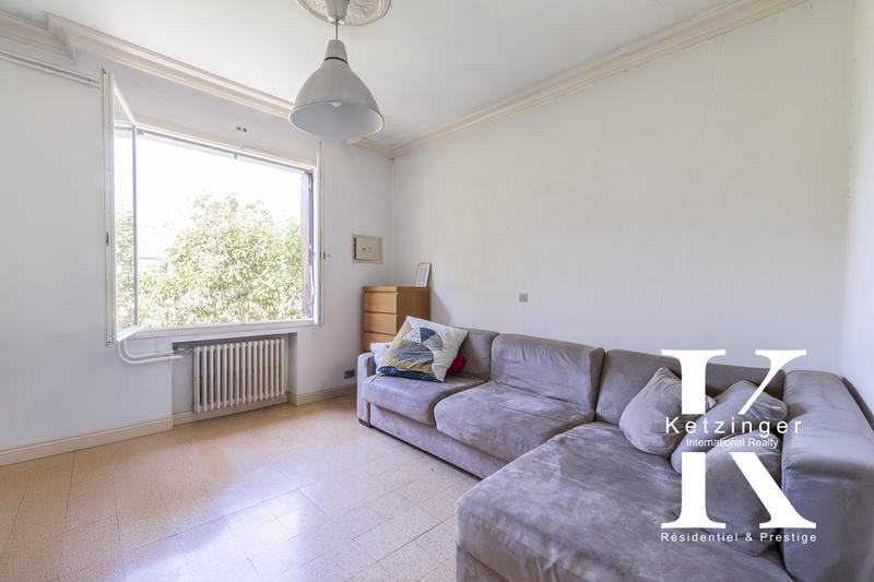 Appartement - 126 m² - 6 pièces