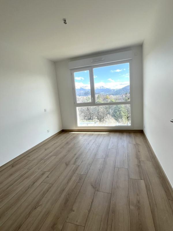 Appartement - 91 m² - 4 pièces