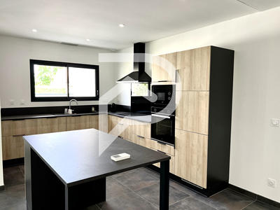 Maison - 120 m² - 4 pièces