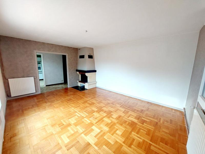 Maison - 98 m² - 4 pièces