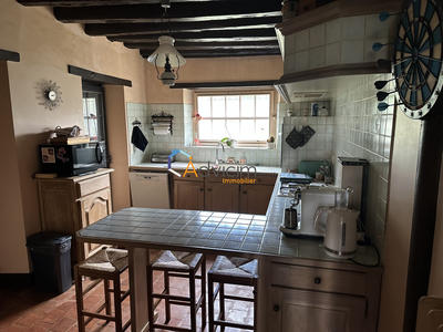 Maison - 347 m² - 14 pièces