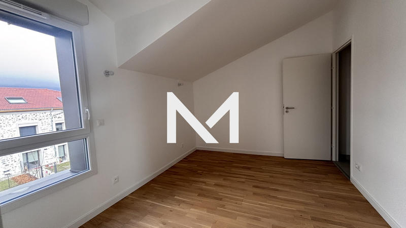 Appartement - 92 m² - 4 pièces