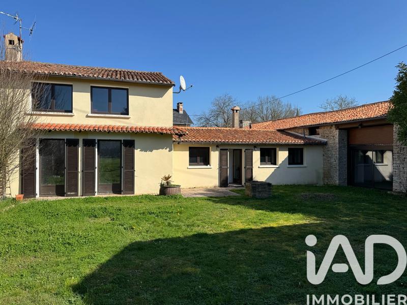 Maison - 159 m² - 6 pièces