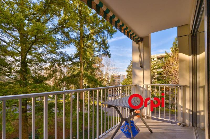 Appartement - 65 m² - 2 pièces