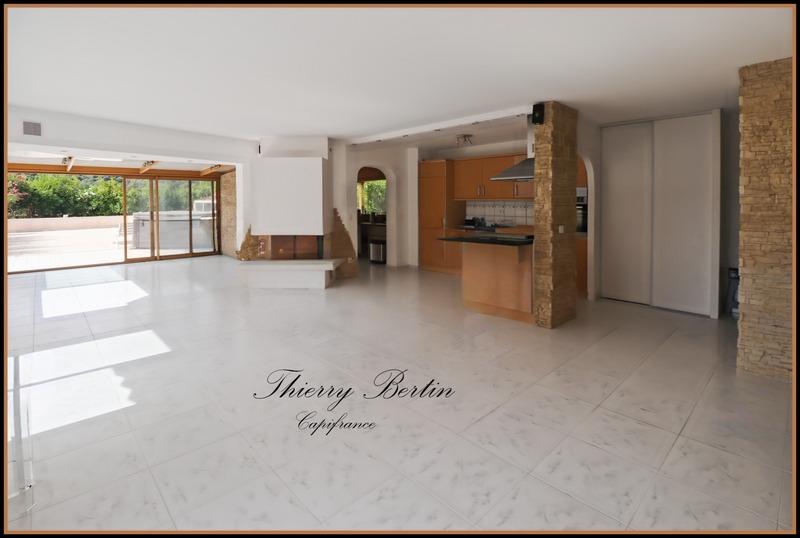 Appartement - 120 m² - 4 pièces